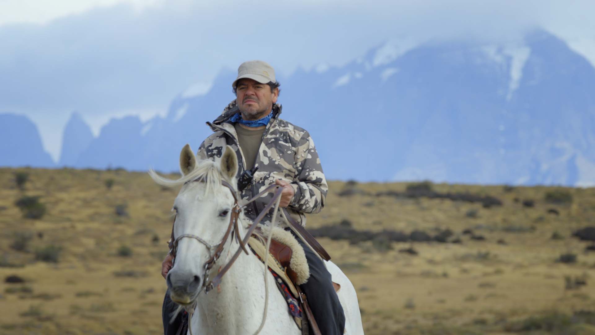 PATAGONIA_Mountains_Mirko Utrovicich on horseback